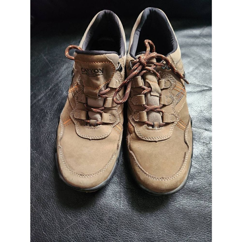 Canyon Creek Brown WATERPROOF hiking shoe size 9 US 42 EUROPEAN